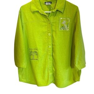 Gepetto Green Blouse with Decorative Patterns and Relaxed Fit 50% Rayon 50% Line